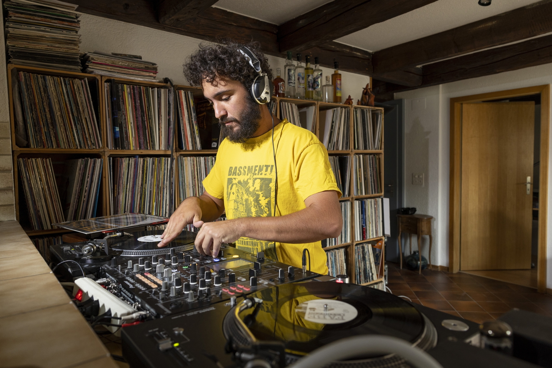 Dj gali